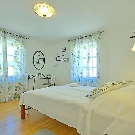 Villa Medulin Ferienhaus Zephyra Ližnjan