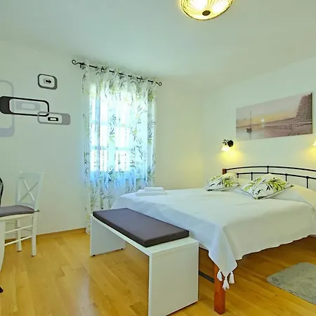 Medulin Ferienhaus Zephyra * Ližnjan